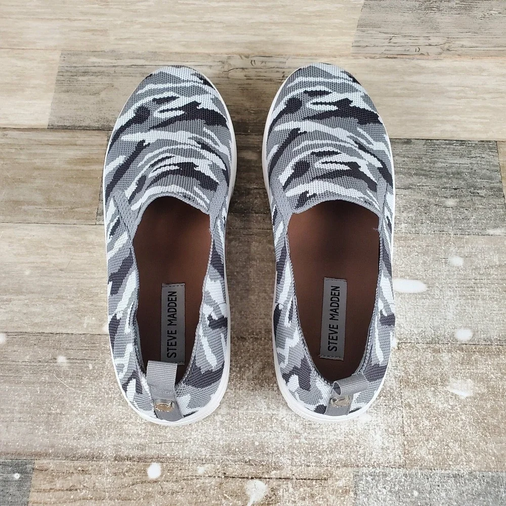 Steve Madden Maygee Womens Platform Shoes Sz 8.5 Gray Camo Slip‎ On Sneaker